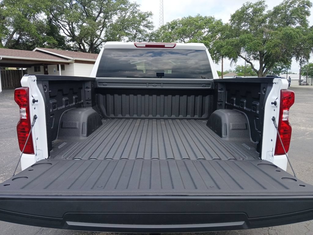 New 2026 Chevrolet Silverado 1500 Custom w/ Turbomax Blackout Package RWD image 19