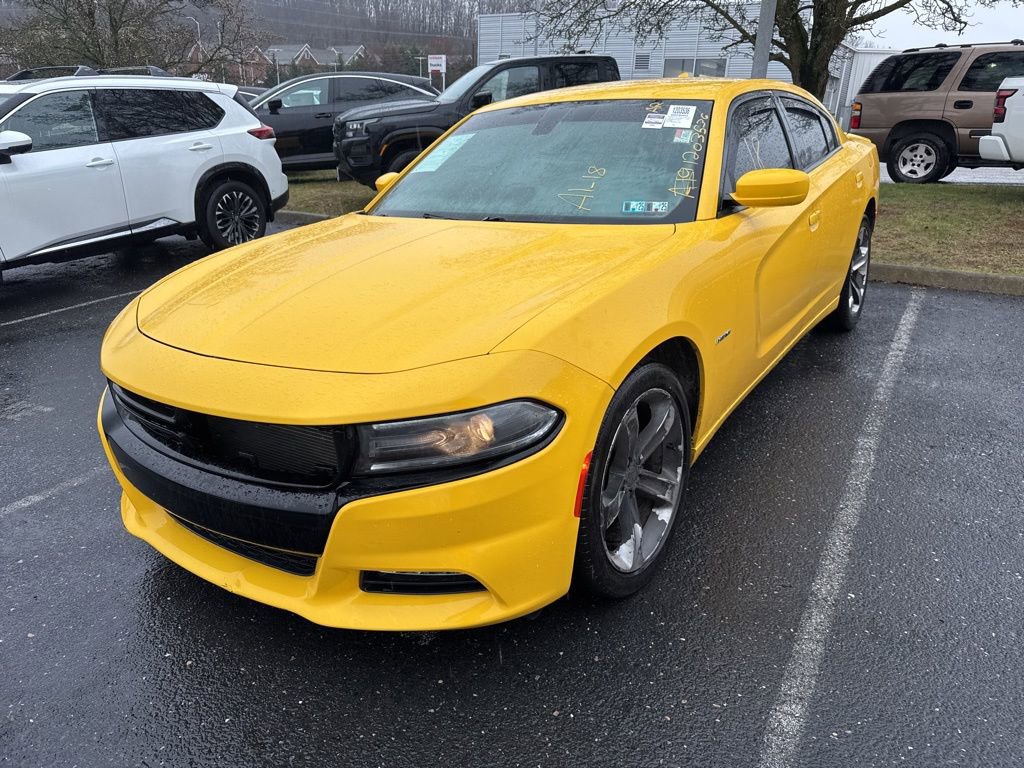 Used 2018 Dodge Charger R/T image 2