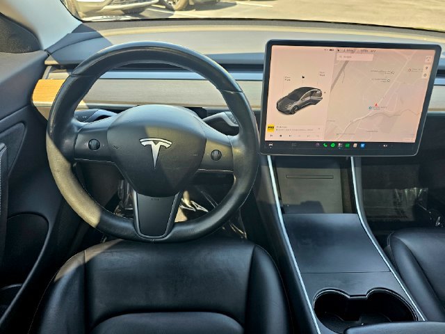 Used 2018 Tesla Model 3 Long Range RWD image 32