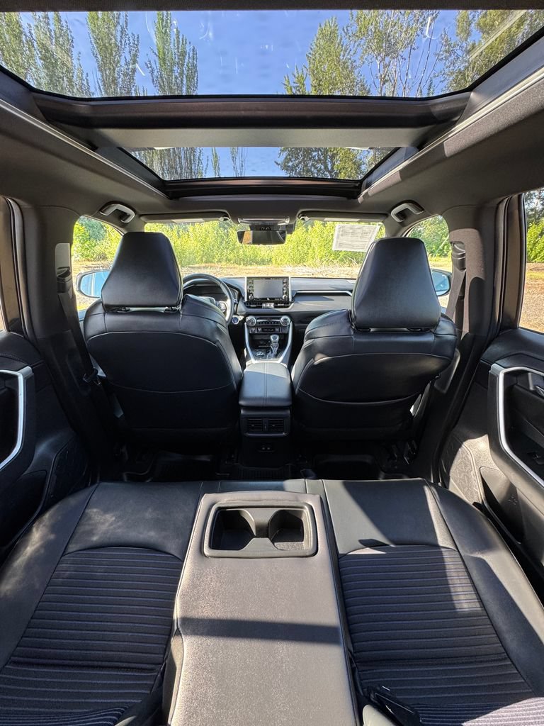 Used 2021 Toyota RAV4 XSE AWD/4WD image 13