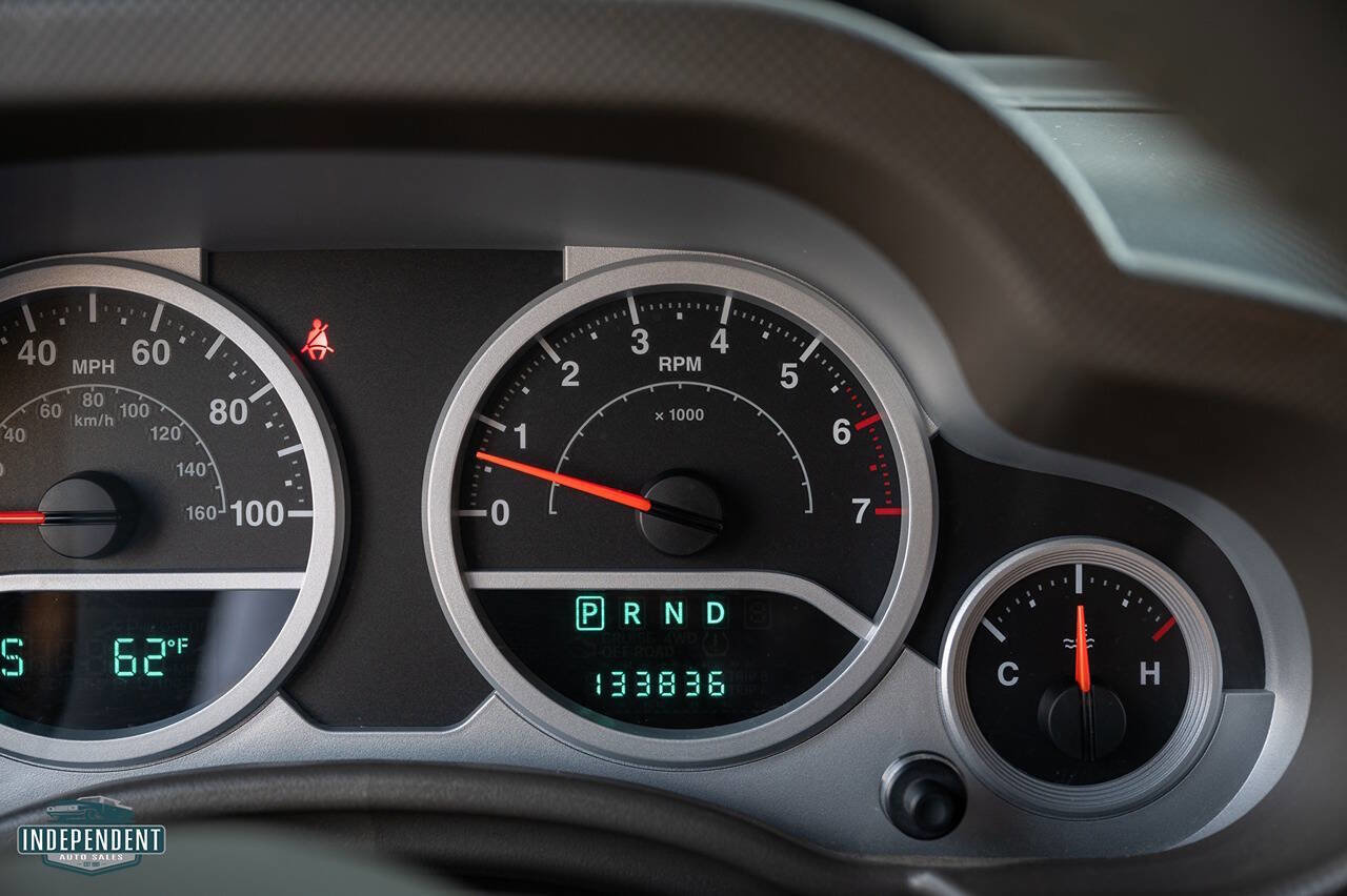 Used 2007 Jeep Wrangler Sahara image 19