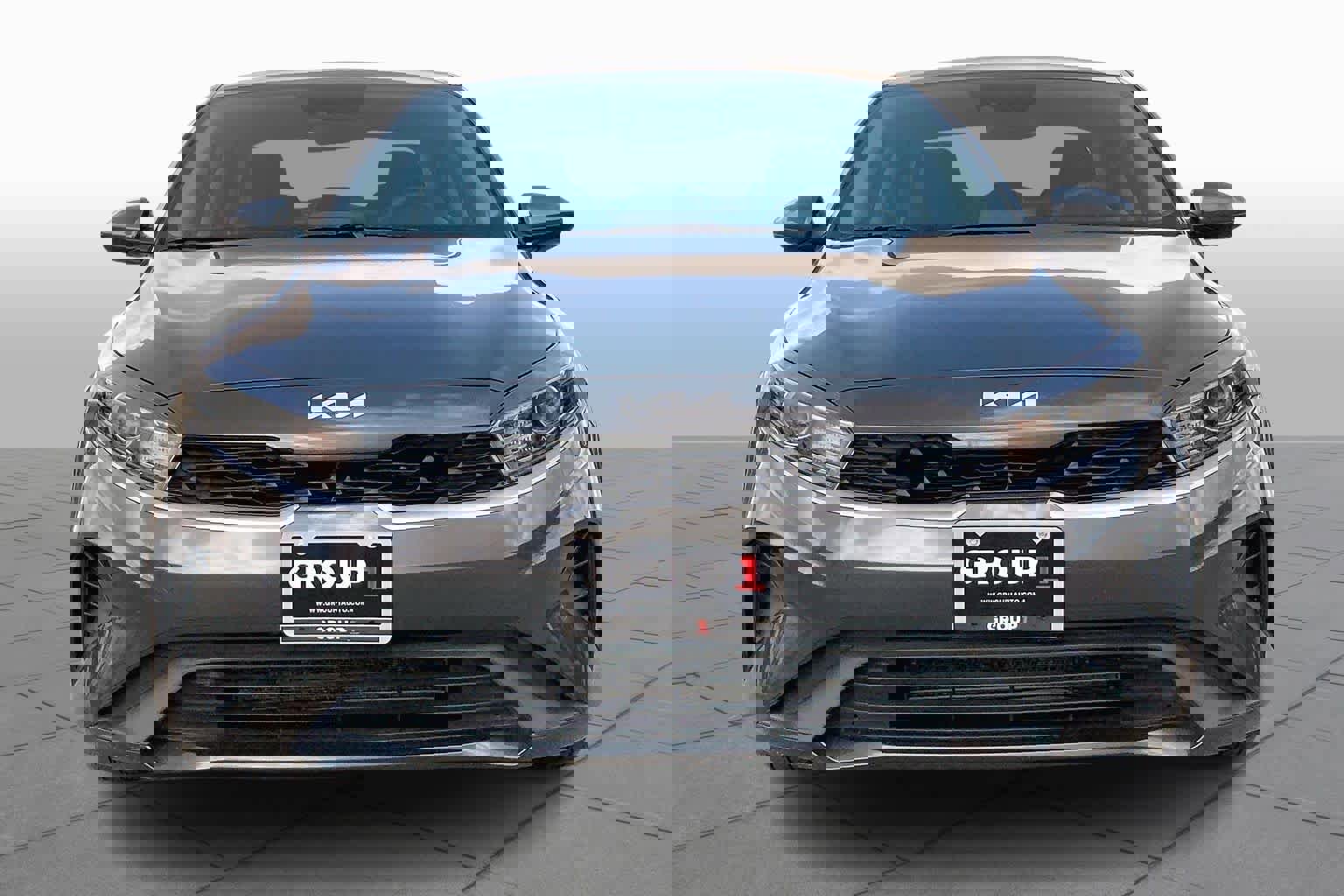 Used 2024 Kia Forte LXS image 3