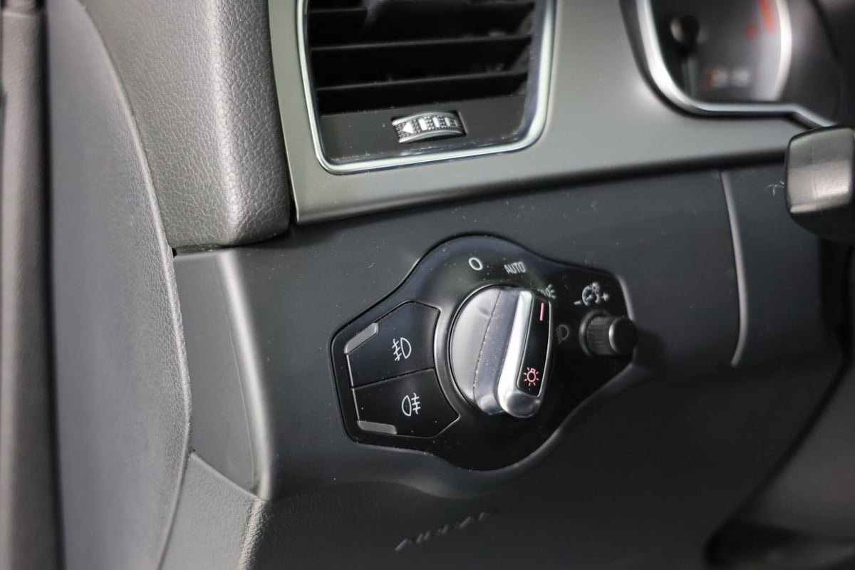 Used 2013 Audi S5 Premium Plus w/ Audi MMI Navigation Plus Pkg image 24