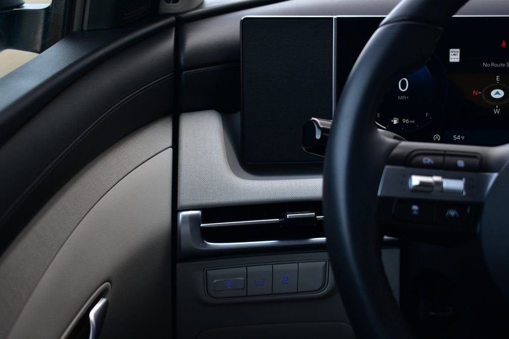 Used 2025 Hyundai Tucson SEL image 38