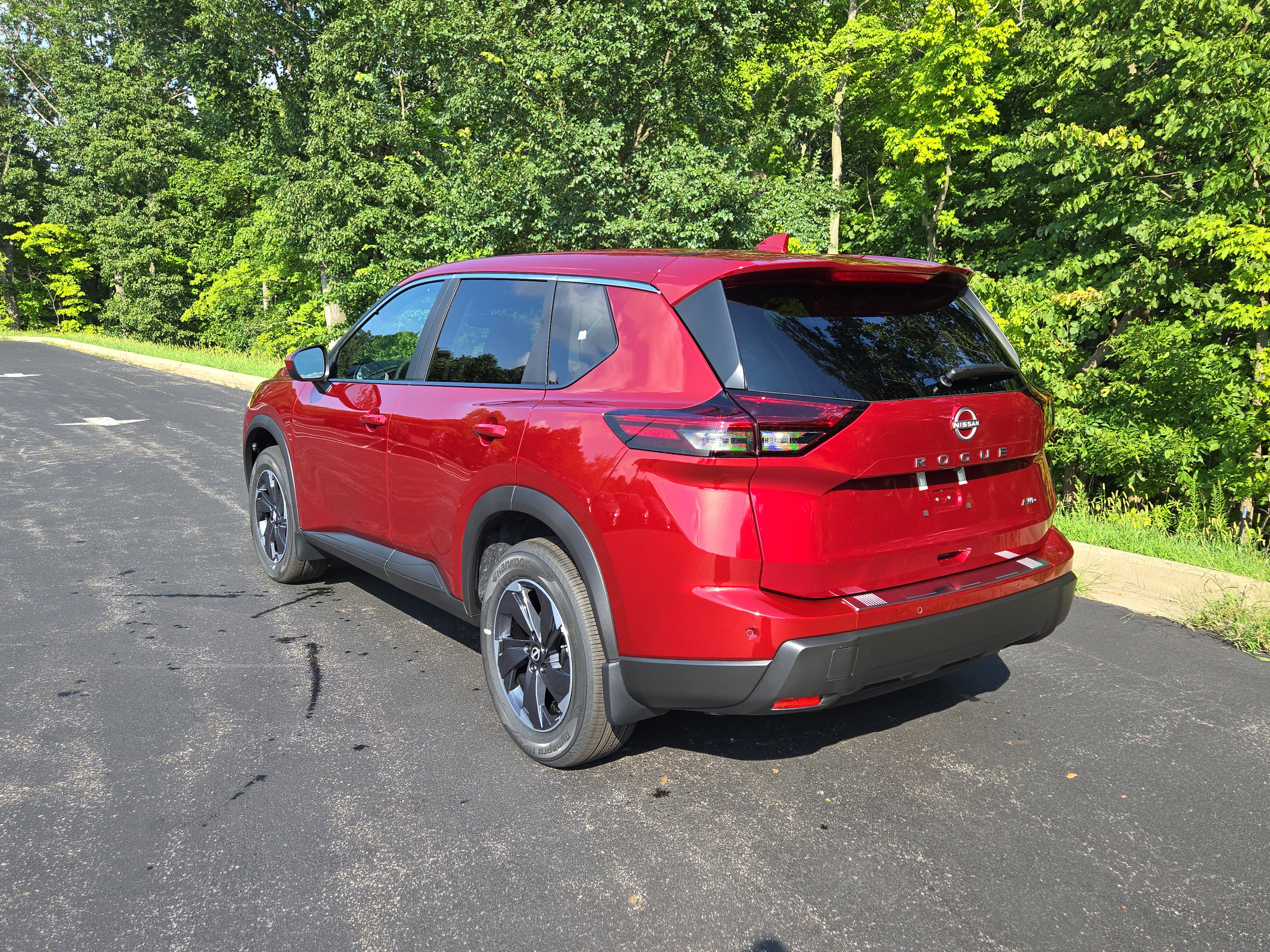New 2026 Nissan Rogue SV image 6