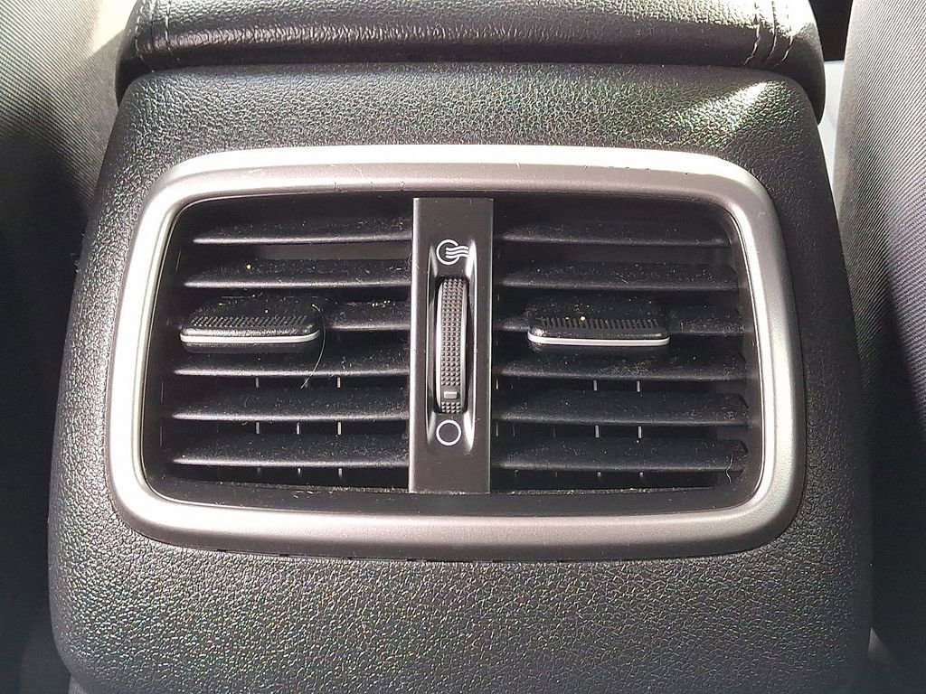 Used 2017 Kia Sorento LX image 12