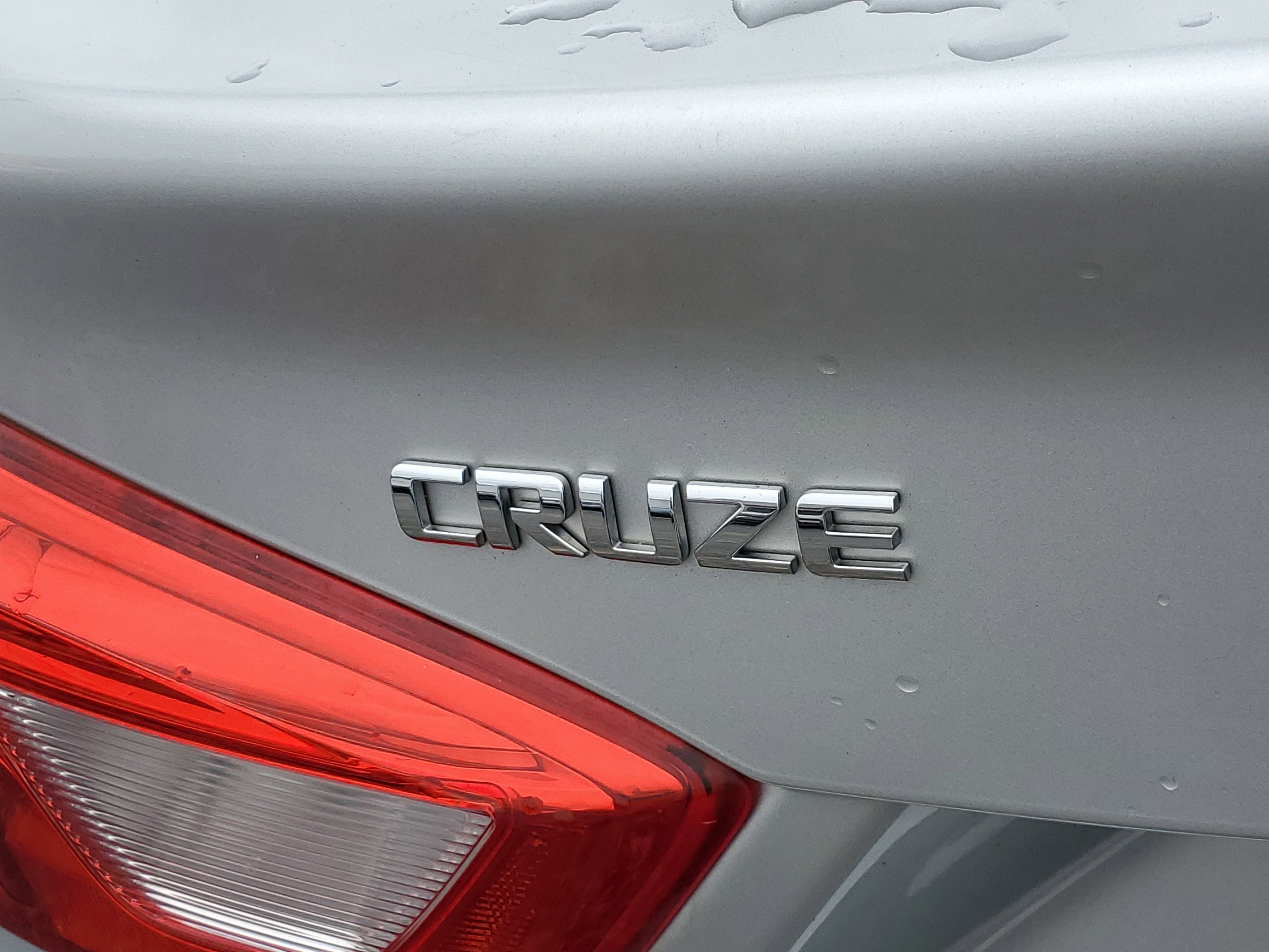 Used 2016 Chevrolet Cruze LS image 8