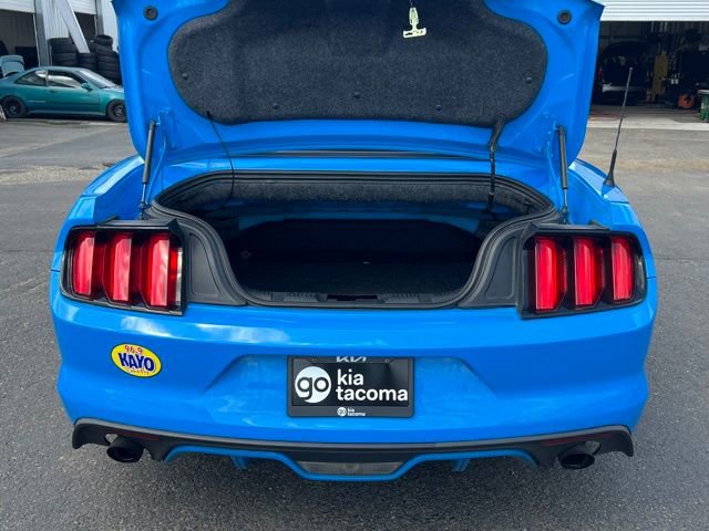 Used 2017 Ford Mustang Premium image 8