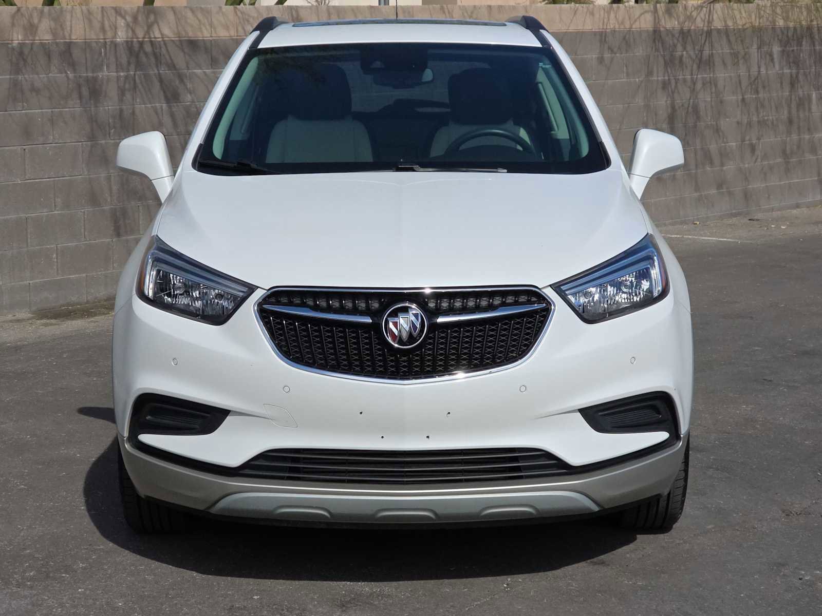Used 2021 Buick Encore Preferred w/ Safety Package II image 4