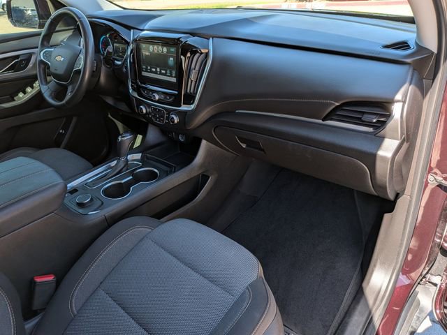 Used 2018 Chevrolet Traverse LT image 28