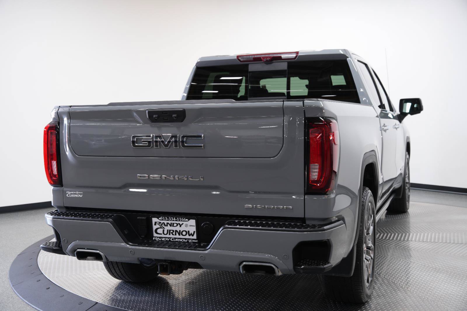 Used 2025 GMC Sierra 1500 Denali Ultimate AWD/4WD image 9