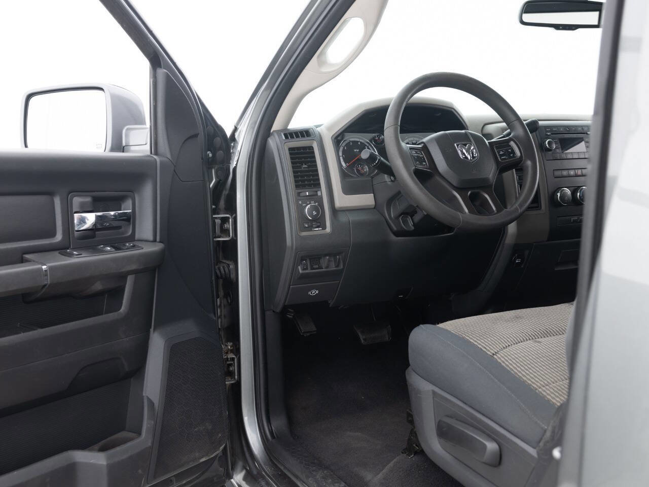 Used 2012 RAM 1500 Express image 28