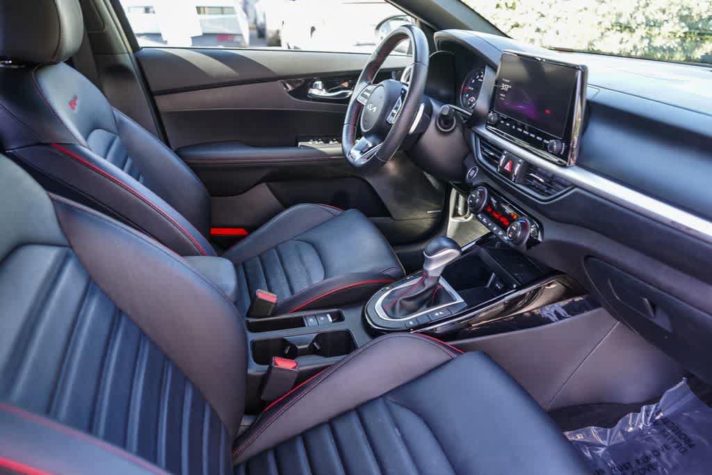 Used 2023 Kia Forte GT FWD image 17