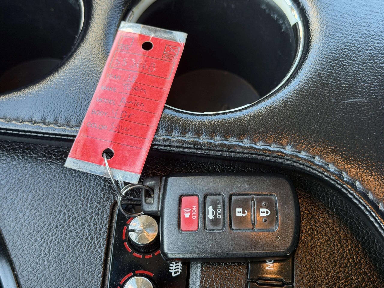 Used 2018 Toyota Avalon XLE image 51