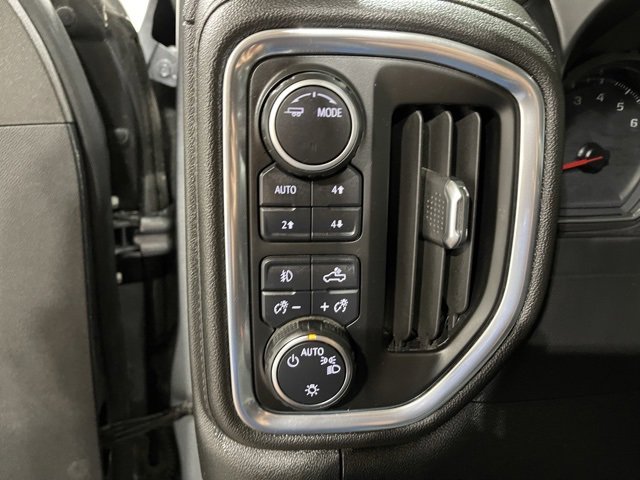 Used 2020 Chevrolet Silverado 1500 RST image 11