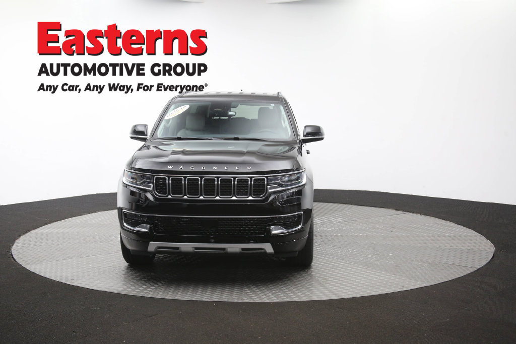 Used 2024 Jeep Wagoneer L Series II RWD image 61