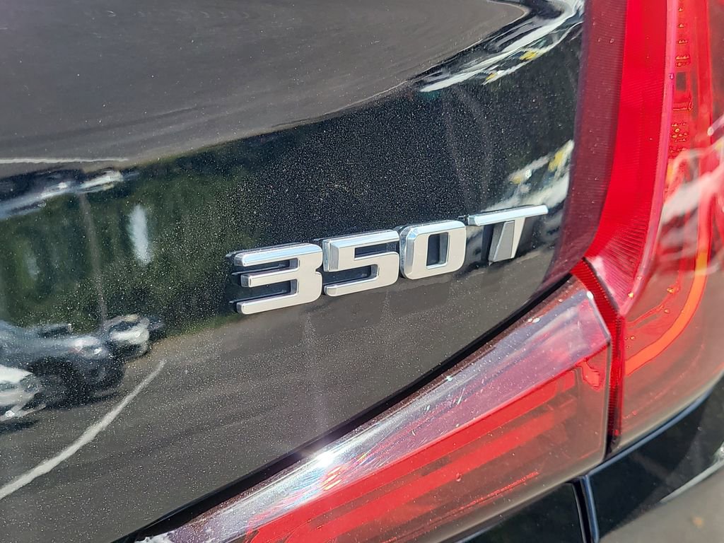 Used 2023 Cadillac XT4 Premium Luxury w/ Cold Weather Package AWD/4WD image 6