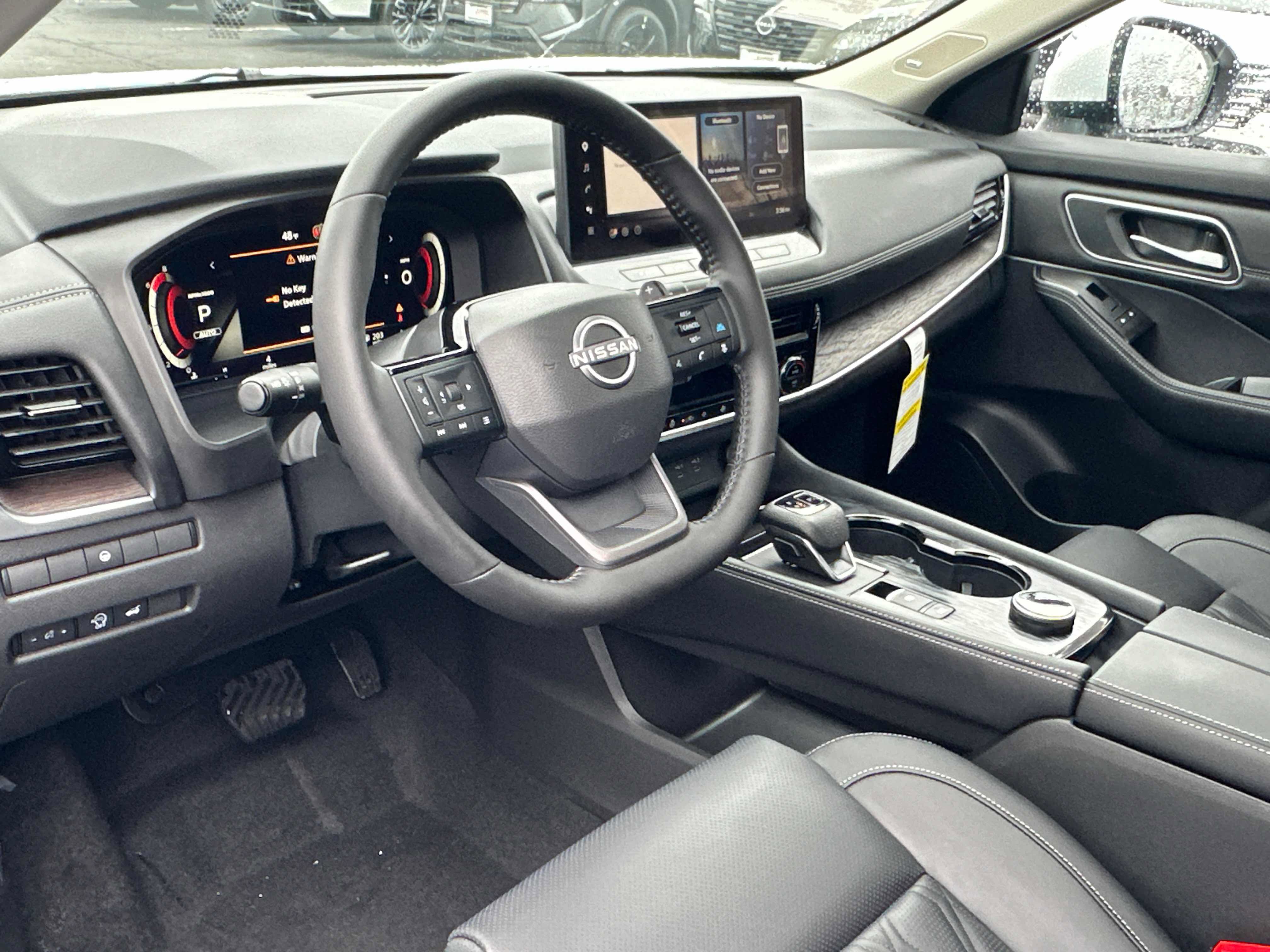 New 2026 Nissan Rogue Platinum image 31