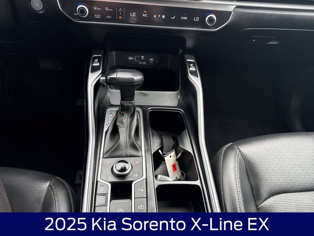Used 2025 Kia Sorento X-Line EX AWD/4WD image 25