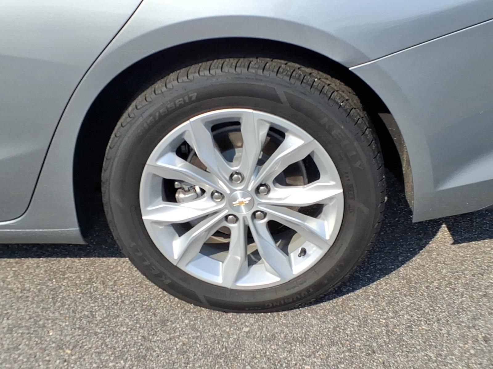 Used 2024 Chevrolet Malibu LT FWD image 11