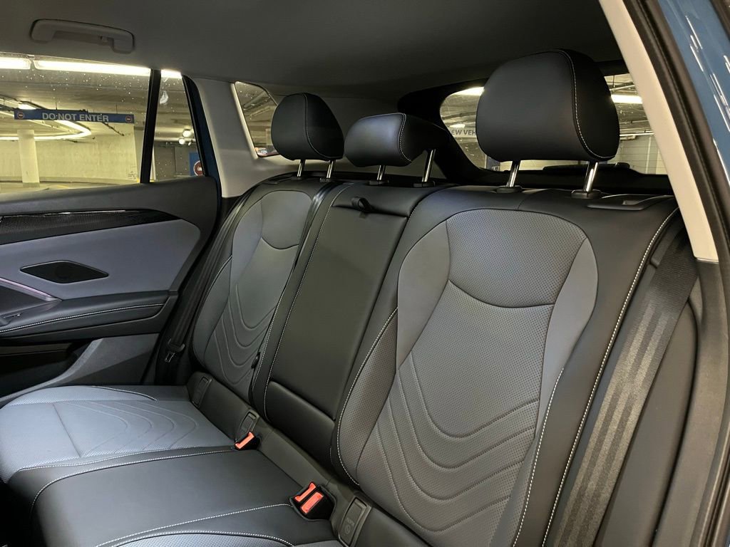 New 2025 Volkswagen Tiguan SE R-Line image 22