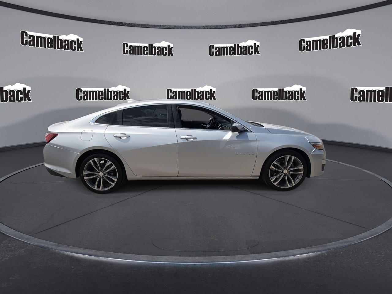 Used 2021 Chevrolet Malibu LT FWD image 8