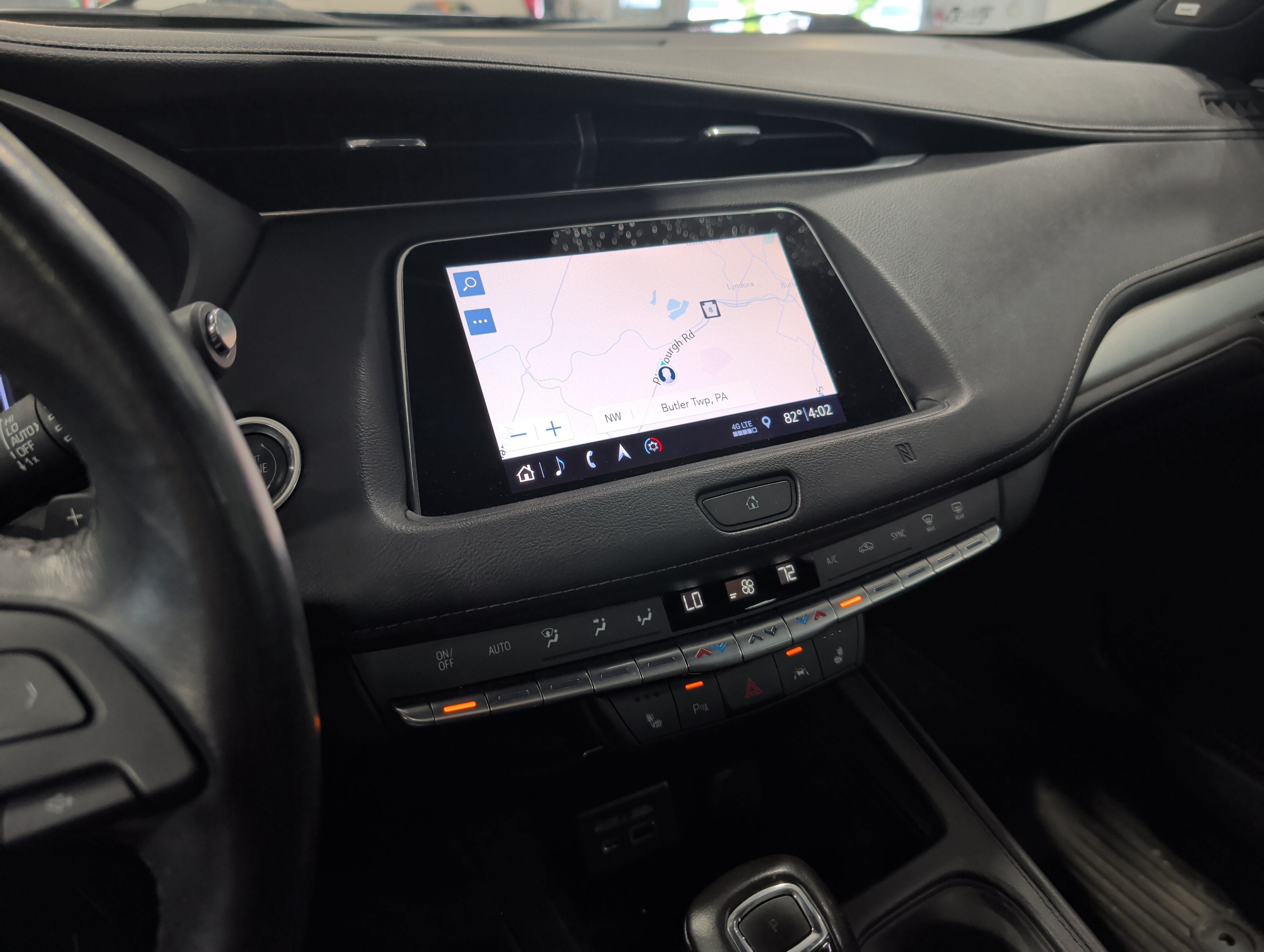Used 2019 Cadillac XT4 Premium Luxury w/ Cold Weather Package AWD/4WD image 10