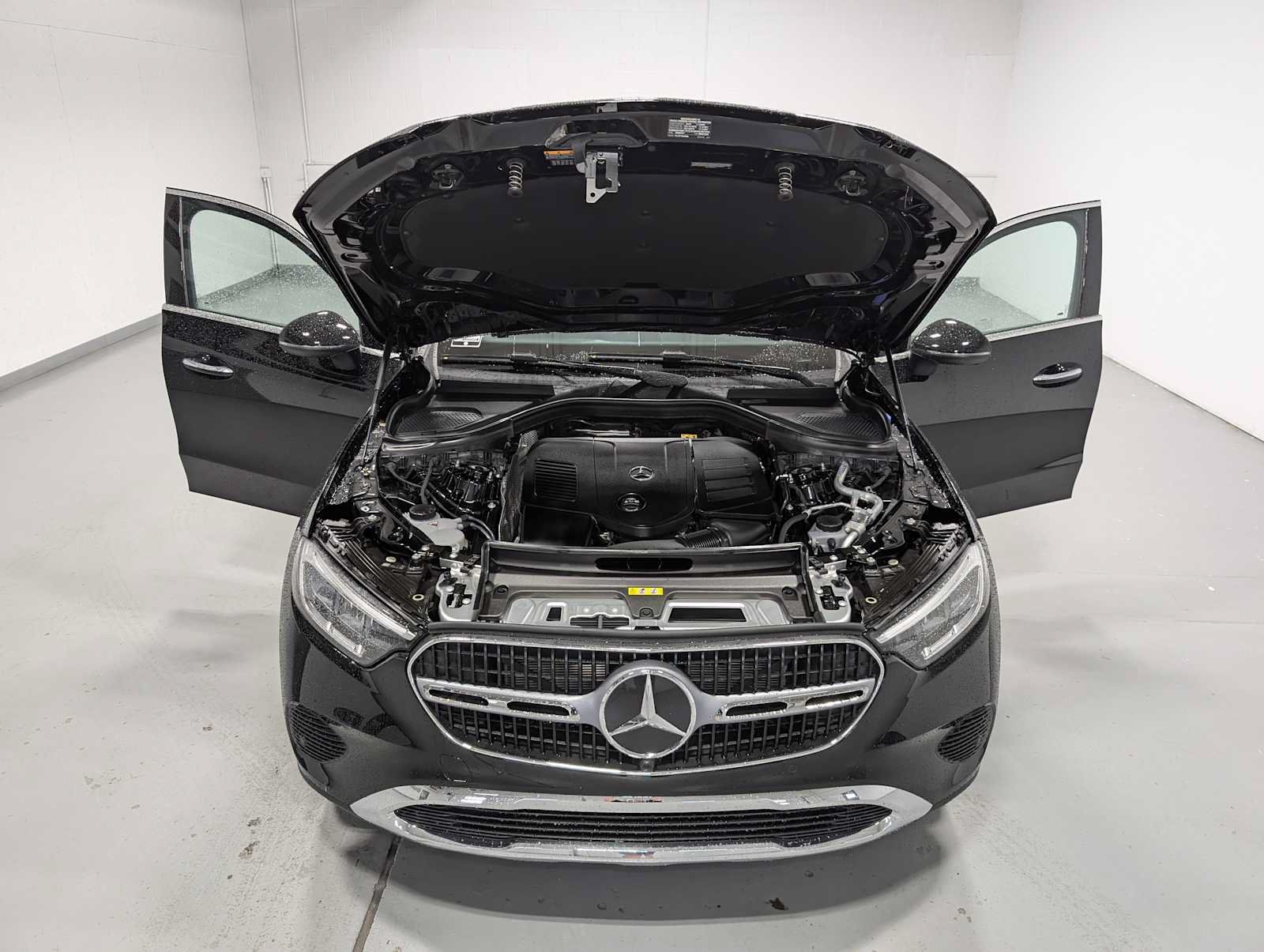 New 2026 Mercedes-Benz GLC 300 4MATIC image 11