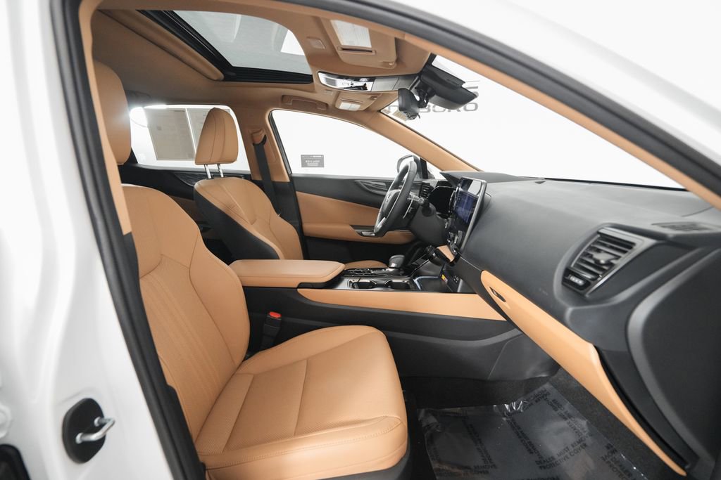 Certified 2025 Lexus NX 350h AWD w/ Accessory Package (2T) image 19