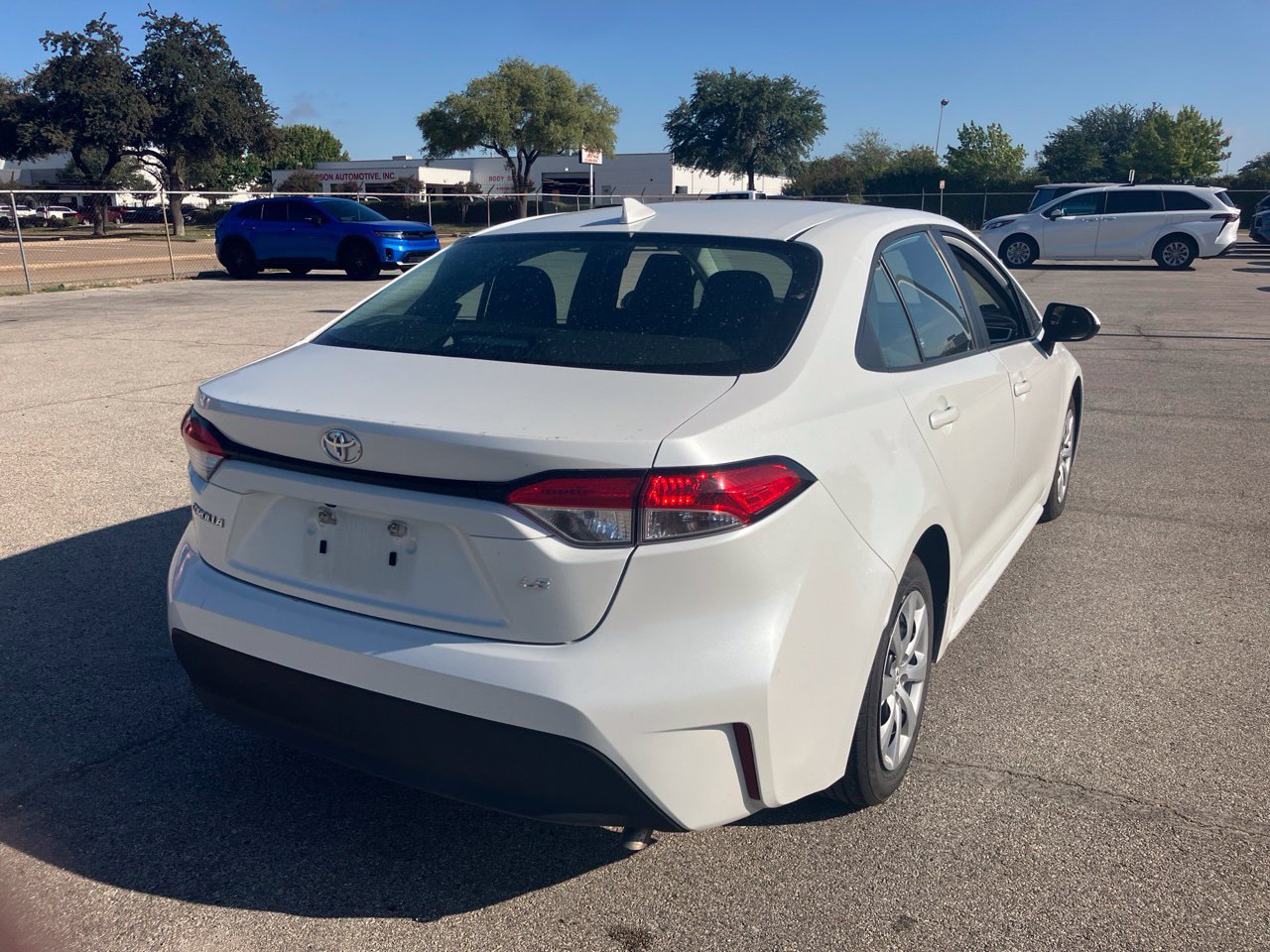 Used 2025 Toyota Corolla LE FWD image 3
