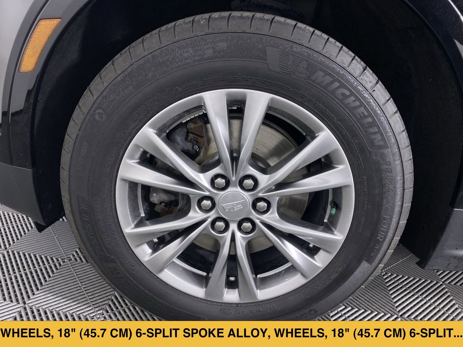 Certified 2023 Cadillac XT5 Premium Luxury FWD image 16