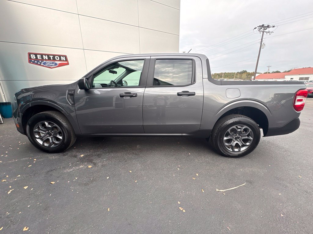 Used 2025 Ford Maverick XLT w/ Equipment Group 301A AWD/4WD image 6