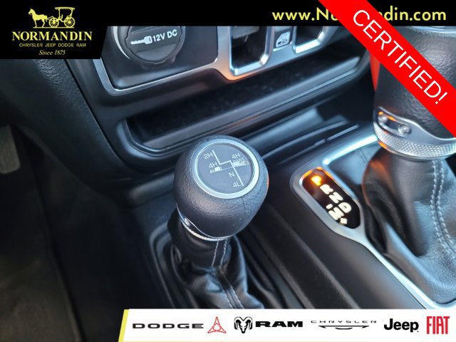 Certified 2025 Jeep Wrangler Unlimited Sahara AWD/4WD image 13