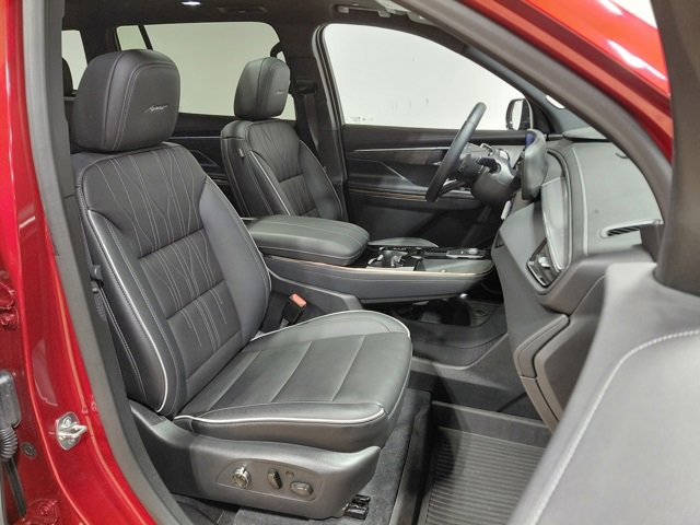 Certified 2025 Buick Enclave Avenir w/ Super Cruise Package image 28