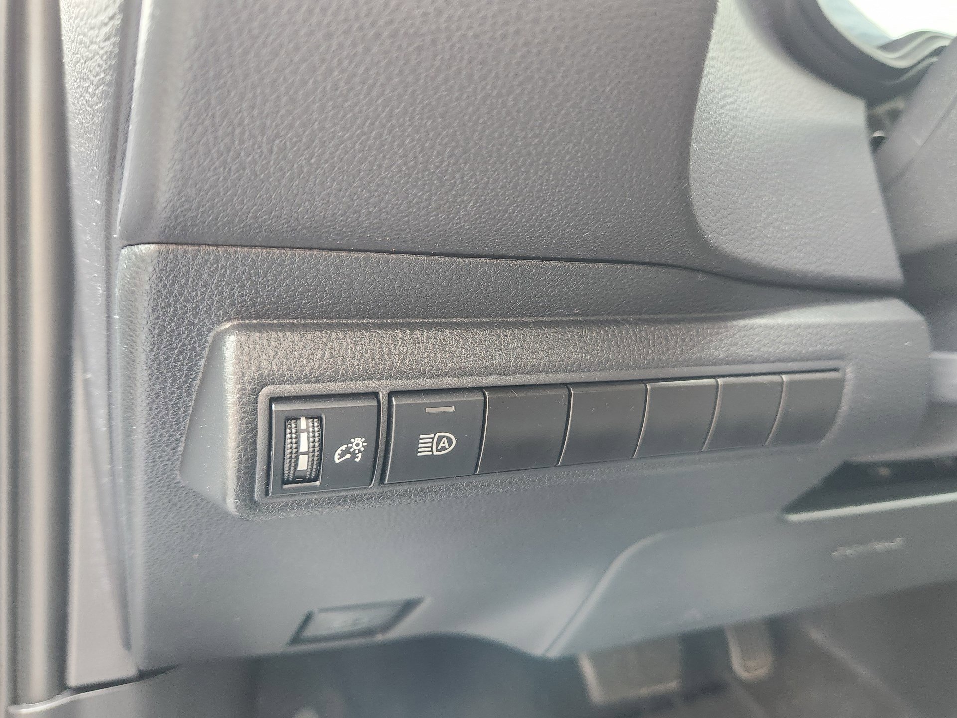 Certified 2024 Toyota Corolla LE FWD image 11
