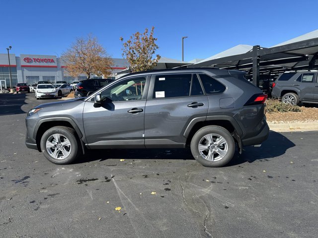 Used 2025 Toyota RAV4 XLE w/ Convenience Package AWD/4WD video 4