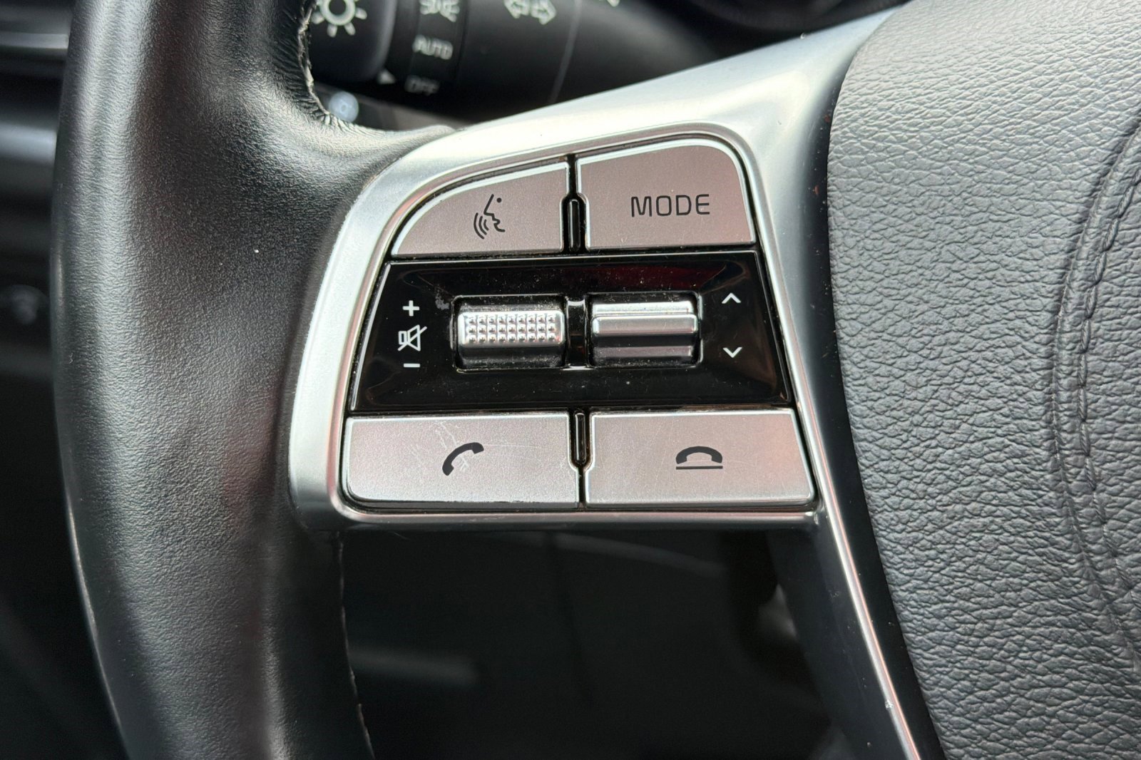 Used 2021 Kia Telluride EX w/ EX Premium Package image 32