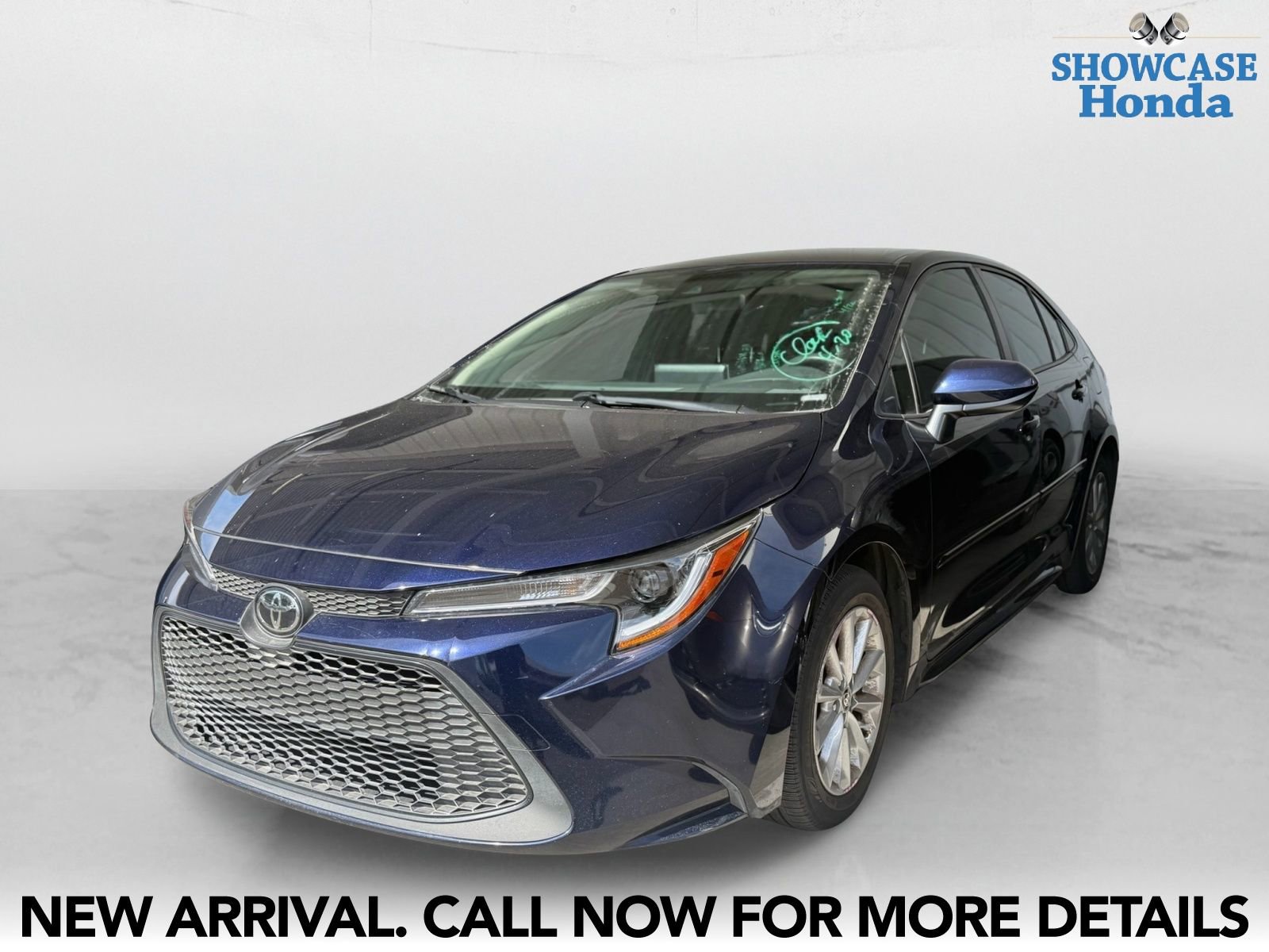 Used 2021 Toyota Corolla LE w/ LE Convenience Package image 2