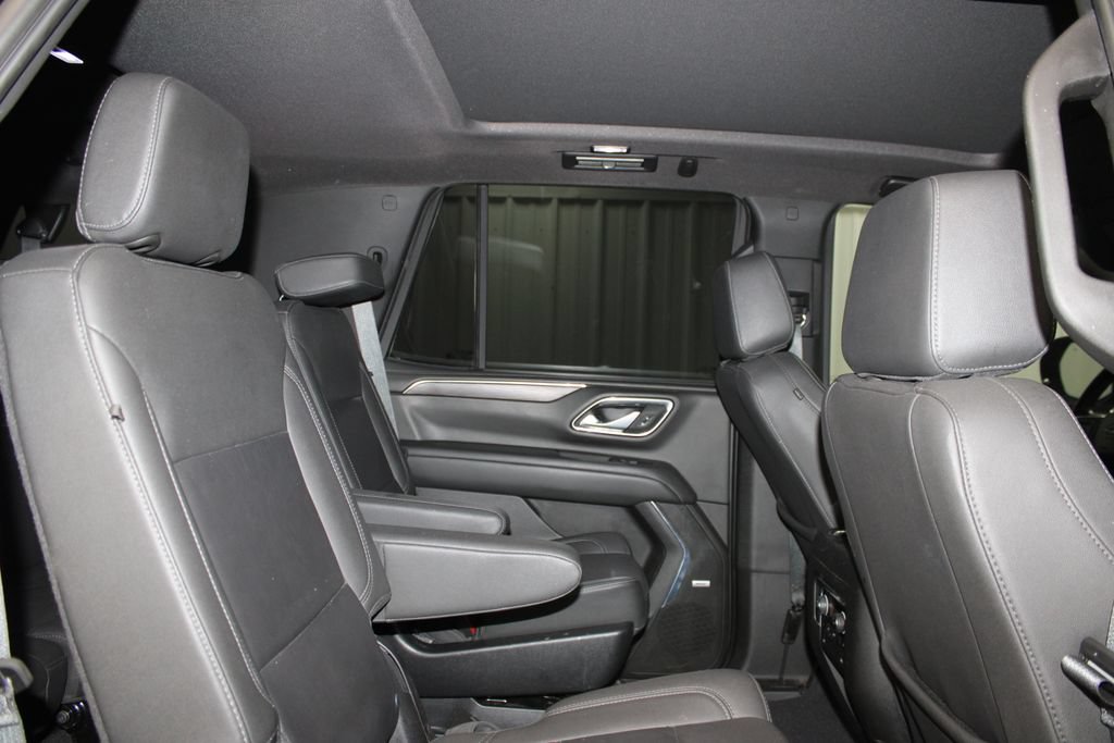 Used 2024 Chevrolet Tahoe Z71 w/ Luxury Package AWD/4WD image 22