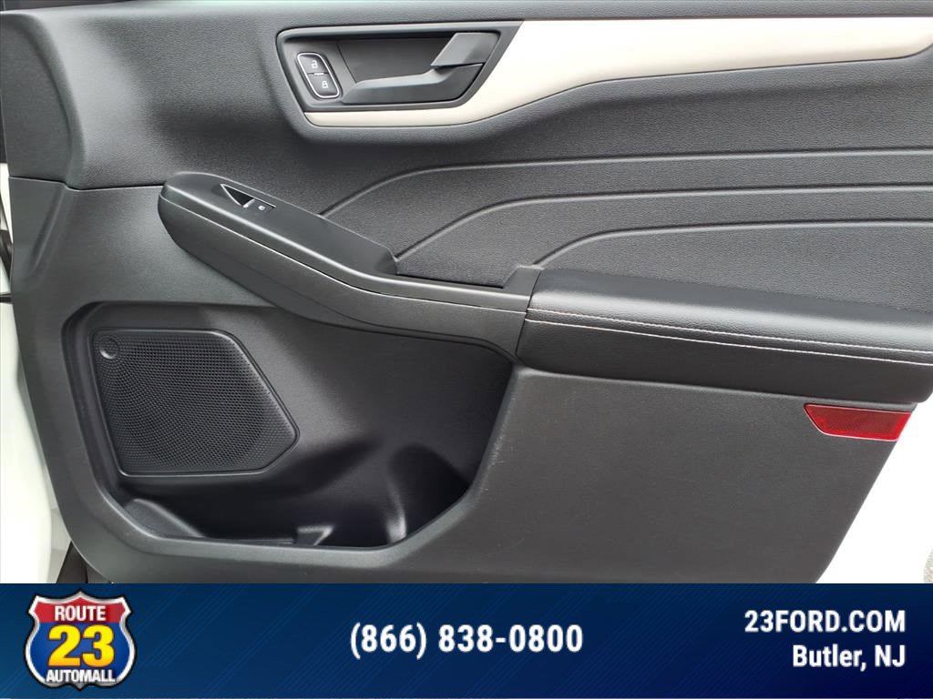 Certified 2022 Ford Escape SE w/ Convenience Package image 9