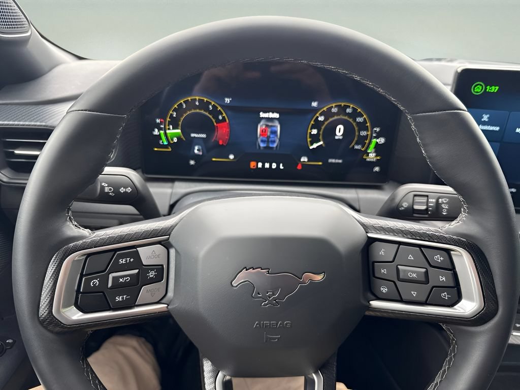 Used 2026 Ford Mustang Coupe RWD image 27