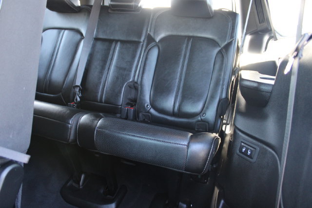 Used 2024 Jeep Wagoneer L Series II AWD/4WD image 50