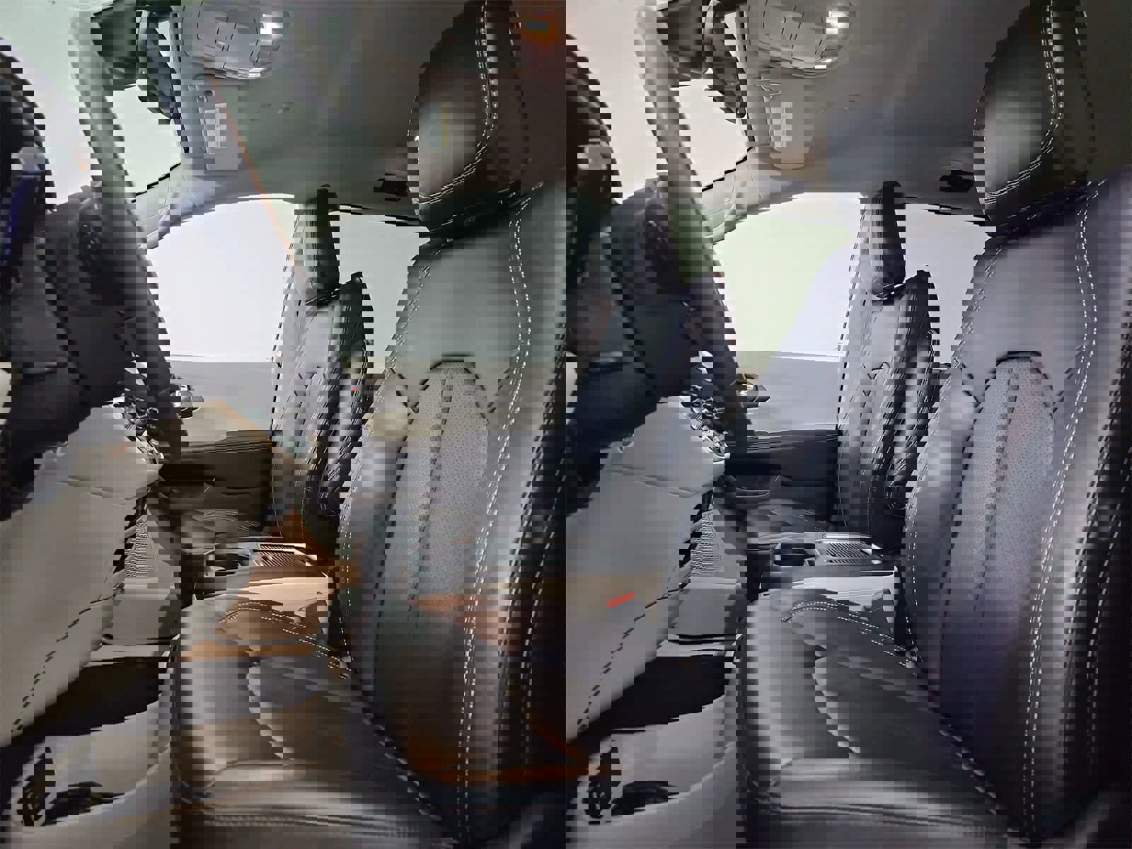 Used 2024 Chrysler Pacifica Touring-L image 16