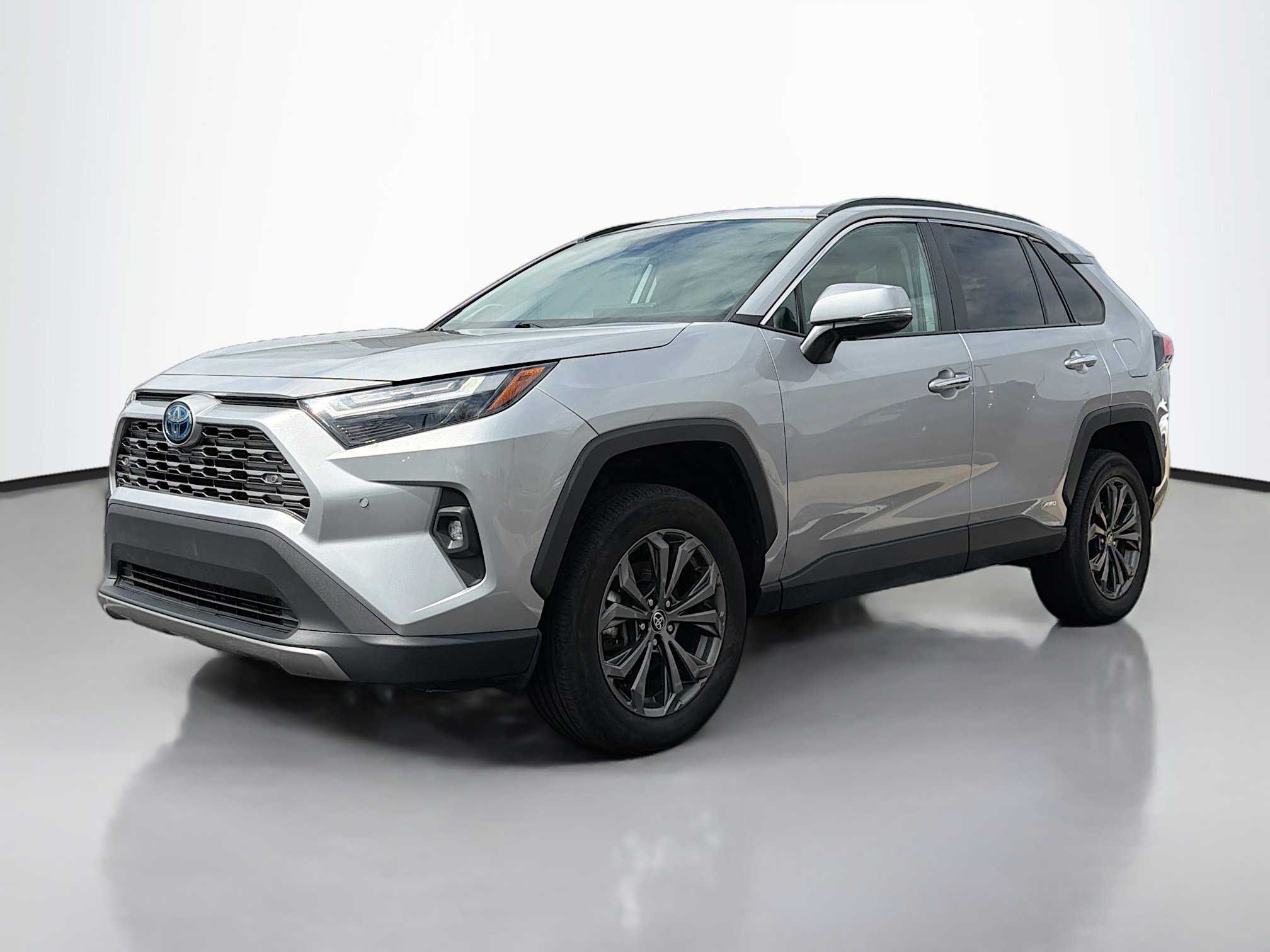 Used 2024 Toyota RAV4 Limited AWD/4WD image 12