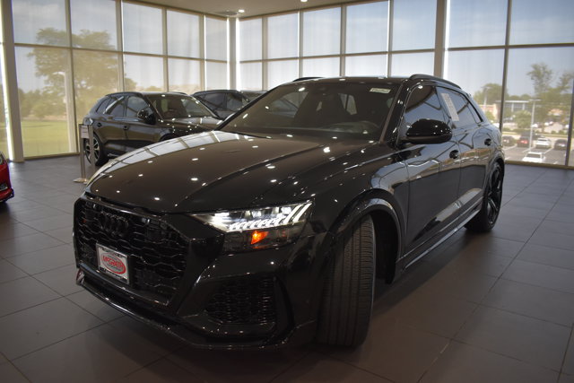 Used 2022 Audi RS Q8 AWD/4WD image 3