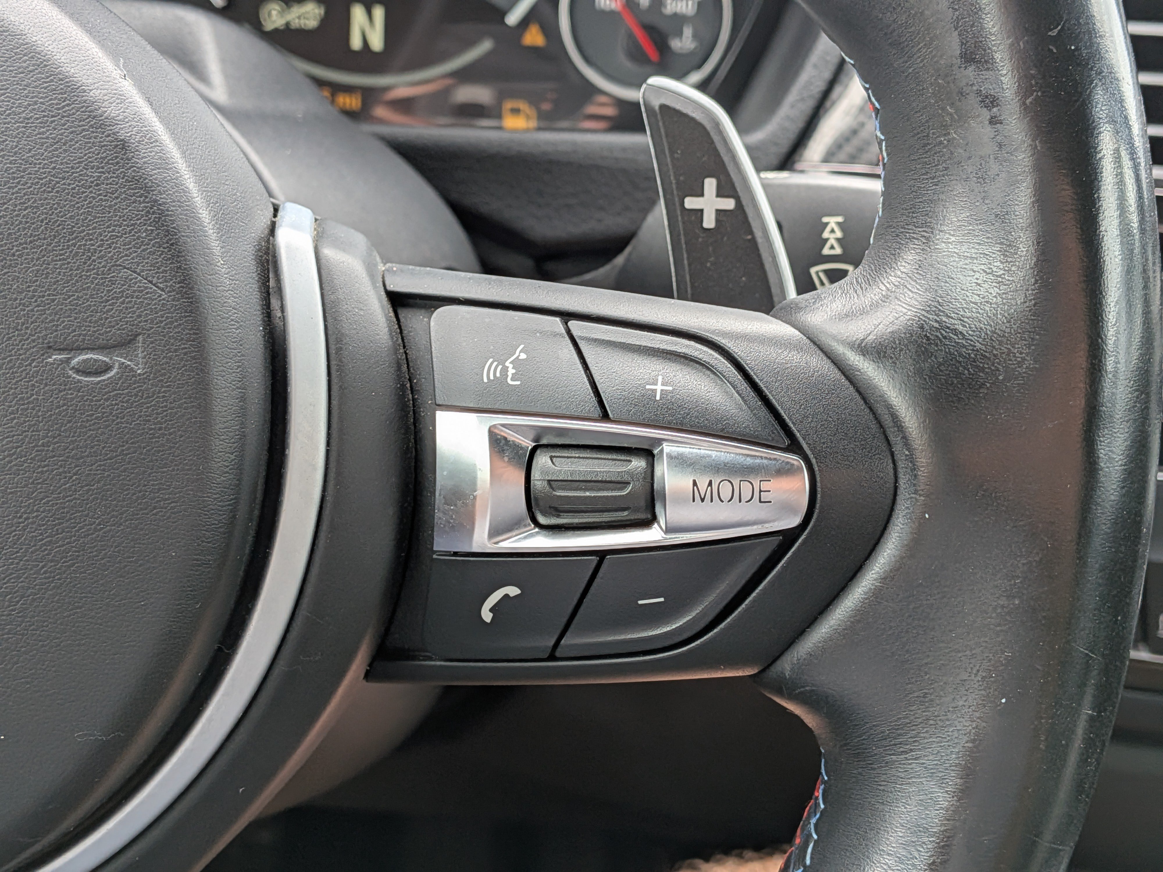 Used 2016 BMW M4 Convertible RWD image 20