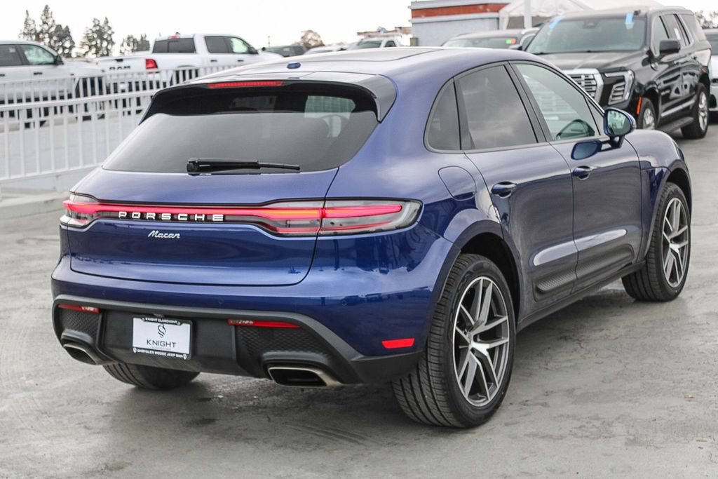 Used 2022 Porsche Macan AWD/4WD image 9