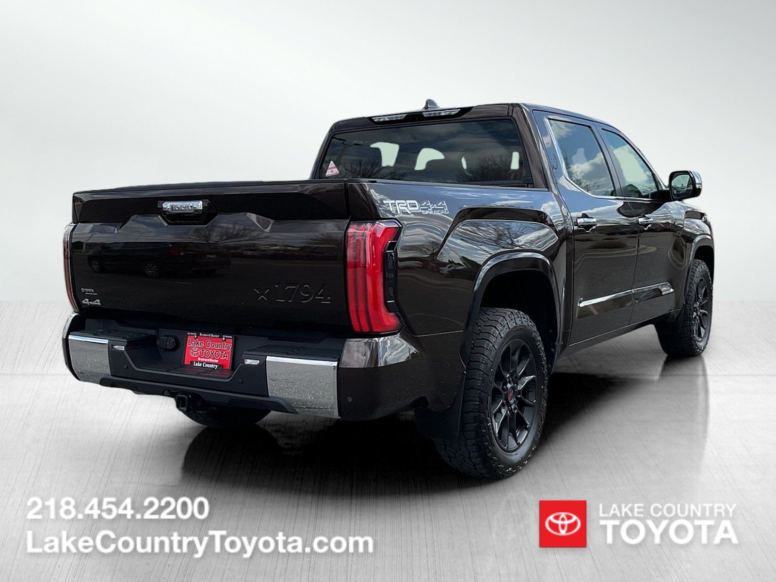 Used 2025 Toyota Tundra 1794 Edition w/ TRD Off-Road Package AWD/4WD image 5
