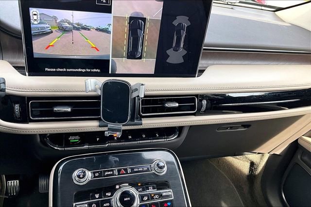 Used 2023 Lincoln Nautilus Reserve w/ Equipment Group 201A image 24