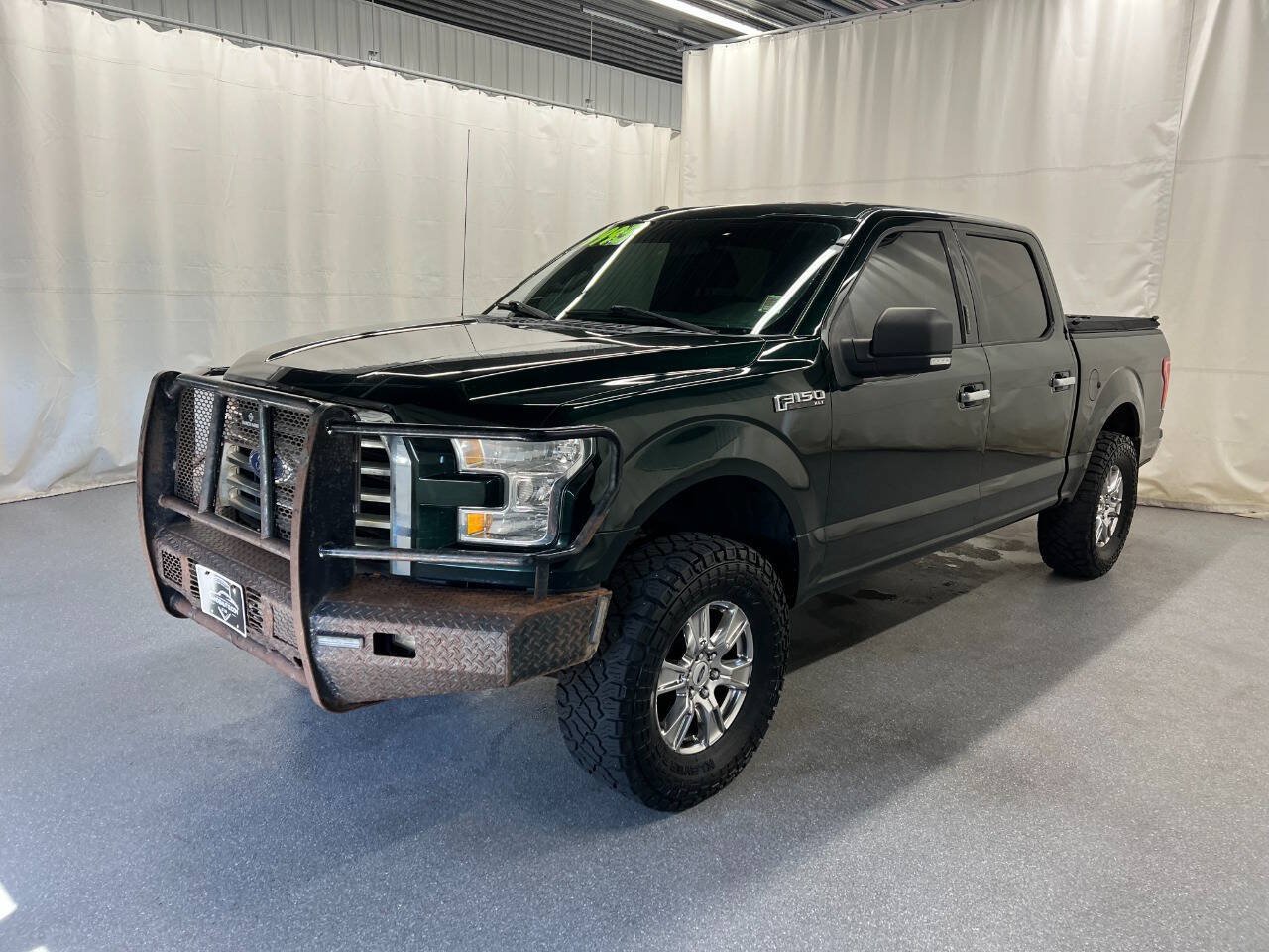 Used 2016 Ford F150 XLT w/ Equipment Group 302A Luxury AWD/4WD image 1